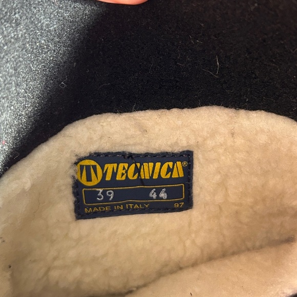 Tecnica Fur and Cowhide snow/winter Boots - Picture 9 of 9